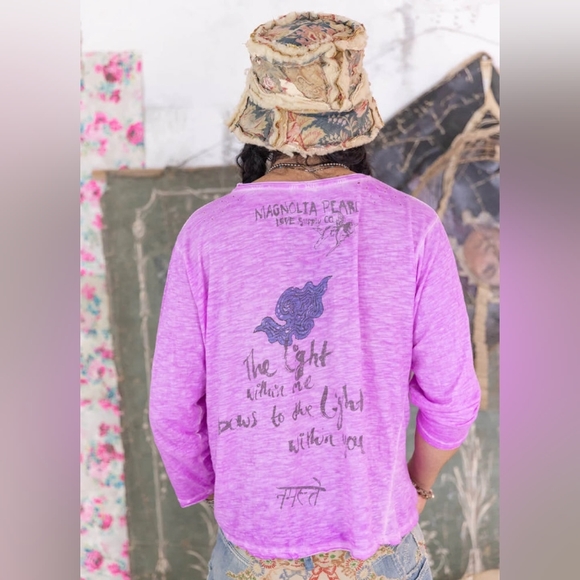 Magnolia Pearl Kathmandu Vigo tee in Azalea - Picture 2 of 8